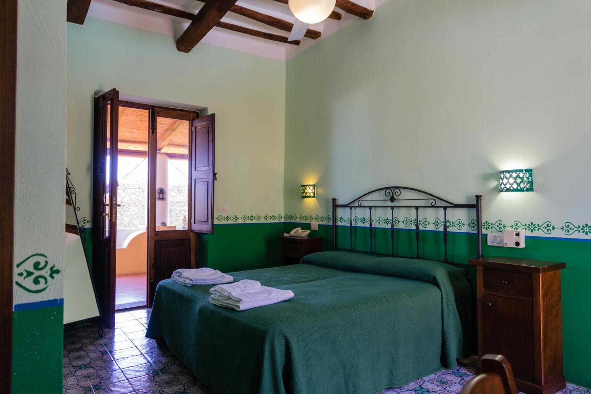 Hotel Arcangelo - Salina Santa Marina Salina Eksteriør bilde