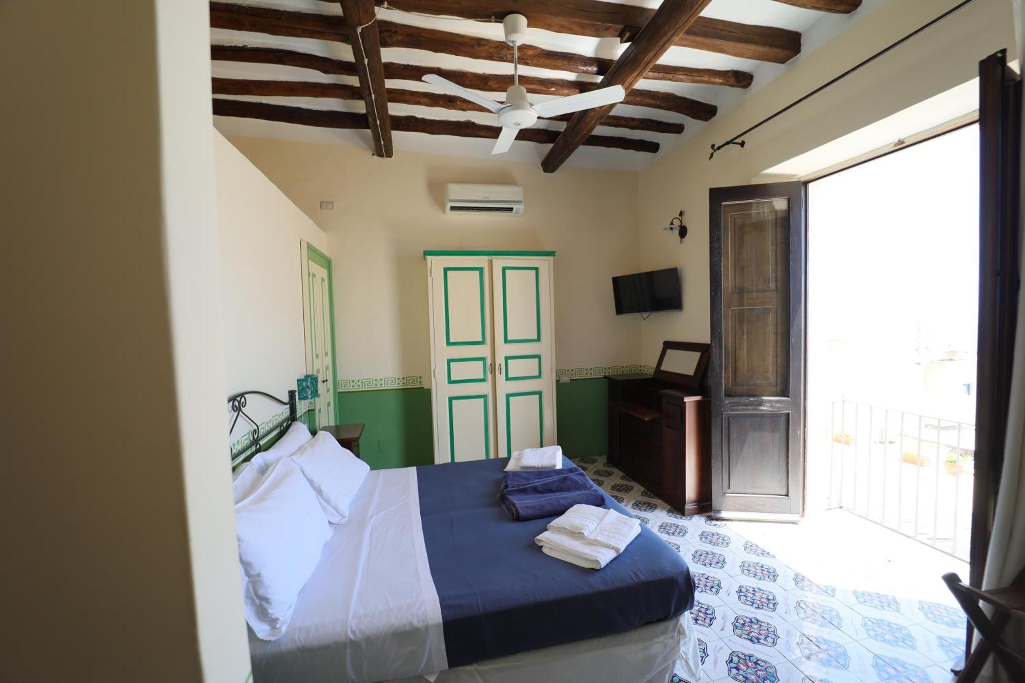 Hotel Arcangelo - Salina Santa Marina Salina Eksteriør bilde