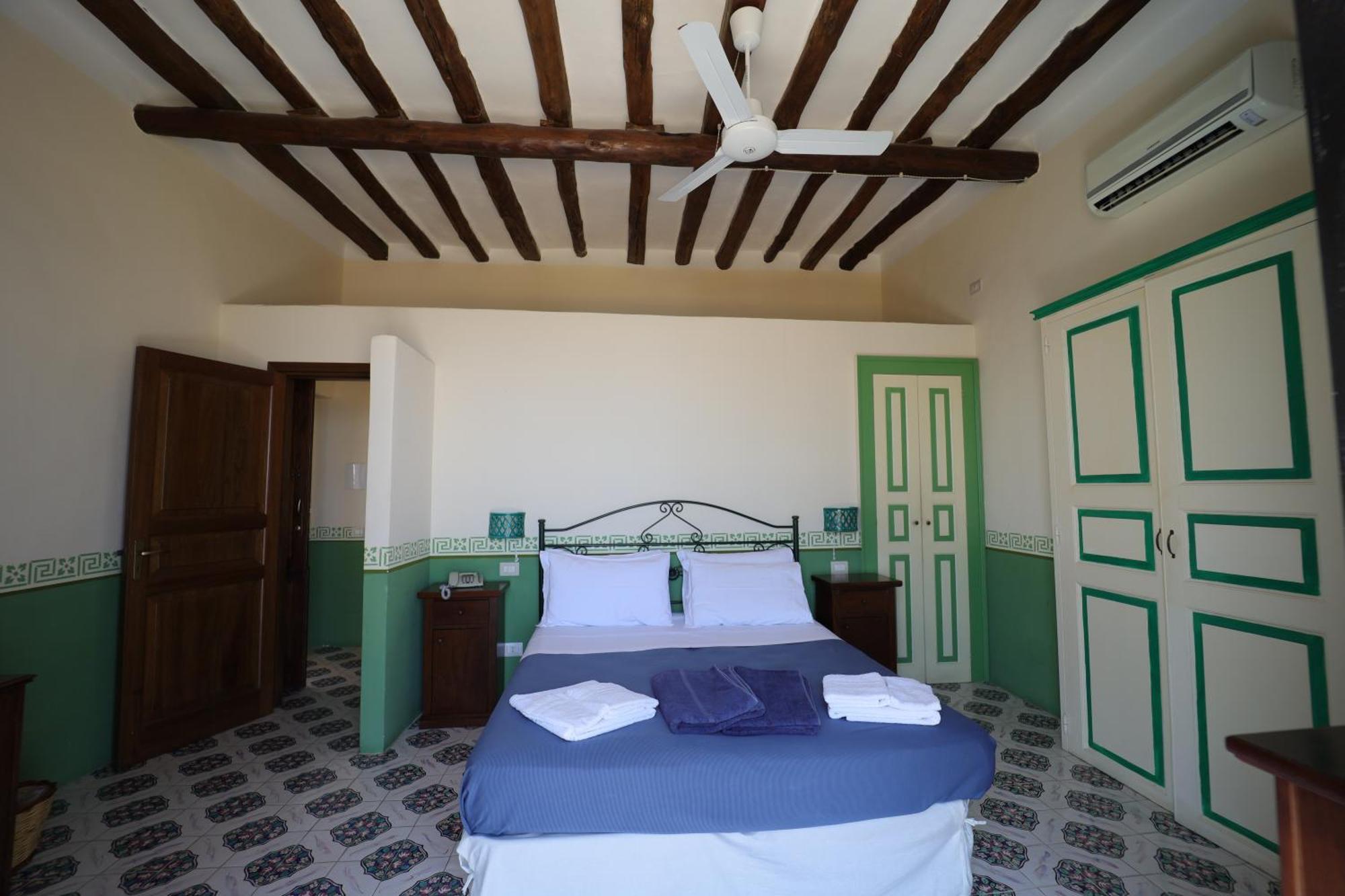 Hotel Arcangelo - Salina Santa Marina Salina Eksteriør bilde