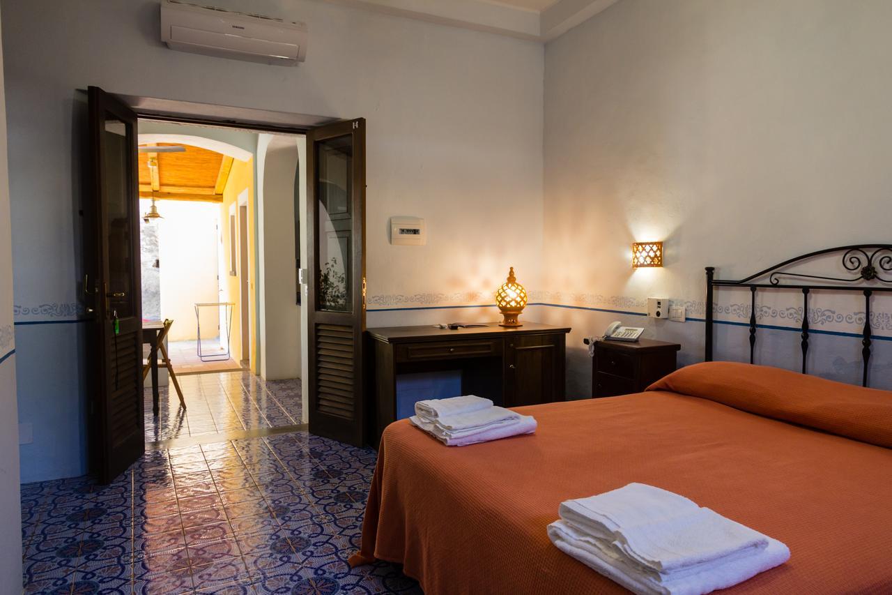 Hotel Arcangelo - Salina Santa Marina Salina Eksteriør bilde